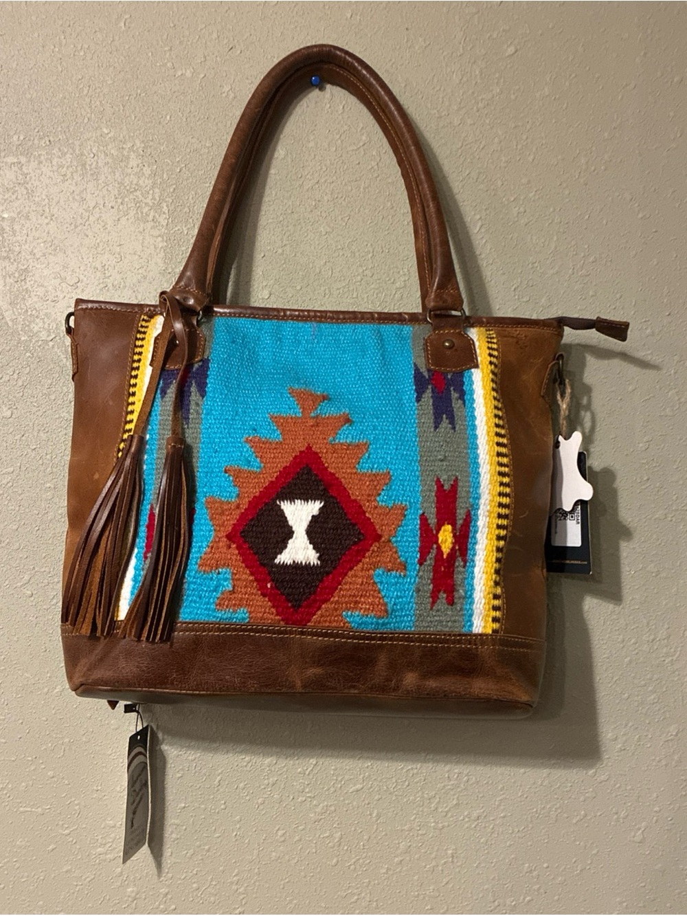Woman’s American Darling West Vintage Genuine Leather purse multi color NWT